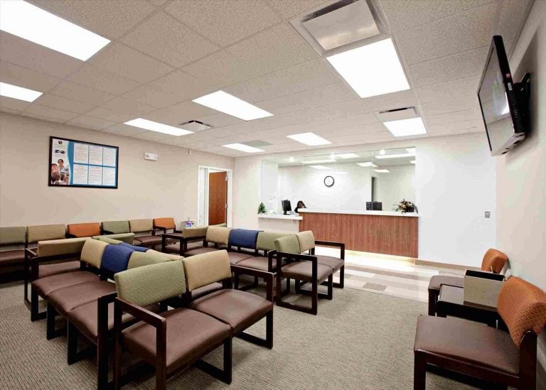 Cracking The Second Strain Game Gallery (1)