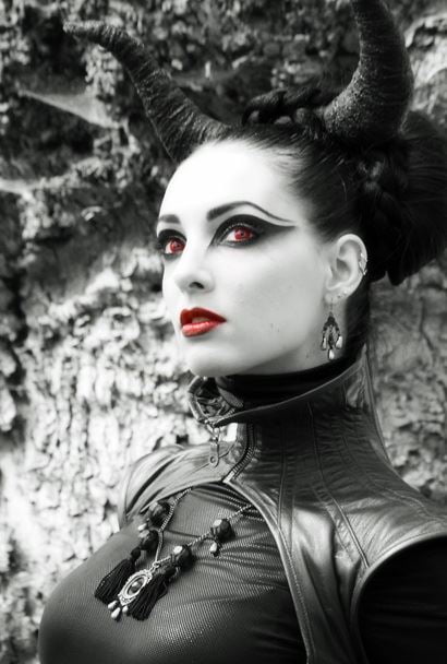 Dark of the Night - vResurrected Adult game cover